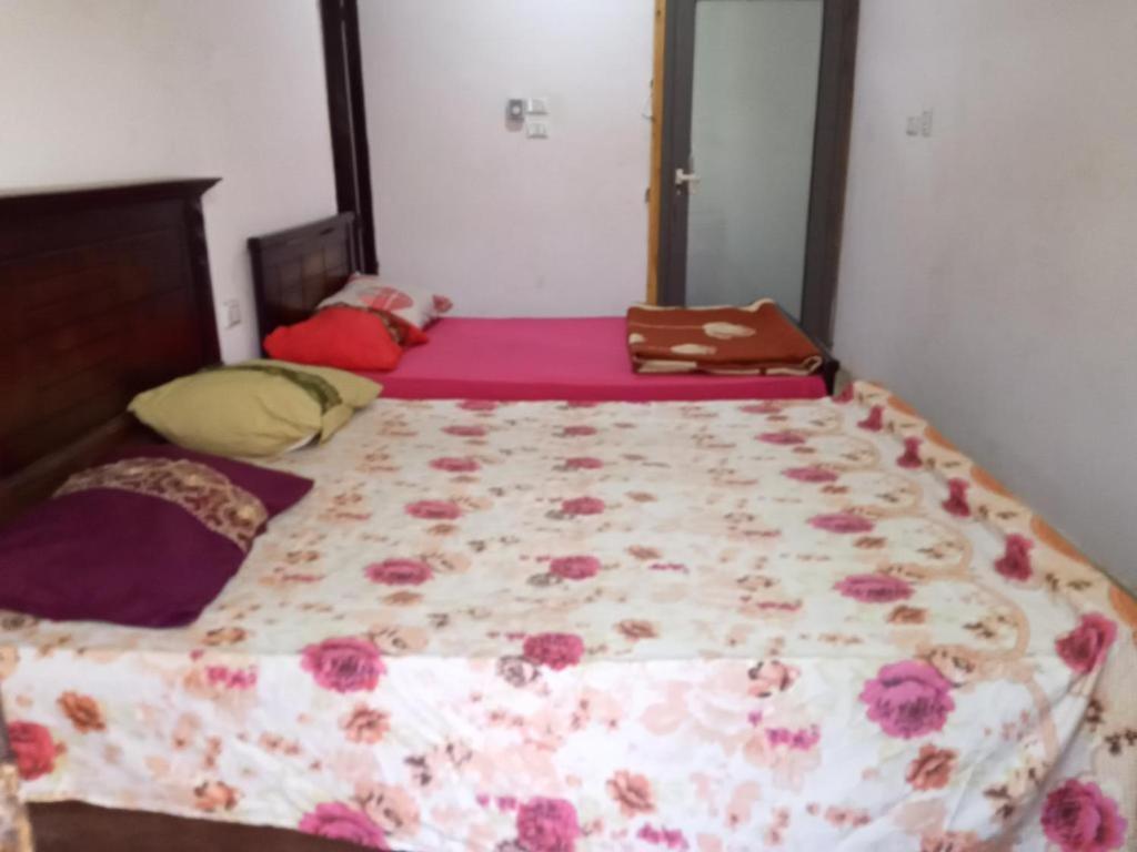3 Pyramids Apartment Cairo